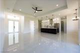 2000 Curry Avenue - Photo 5