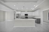 636 Ladd Street - Photo 3