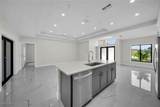 636 Ladd Street - Photo 4
