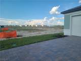 1023 Caloosa Breeze Drive - Photo 40