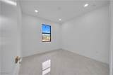 1913 Irving Avenue - Photo 33