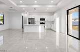 2511 12th Street - Photo 3