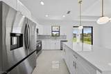 2711 39th Street - Photo 12