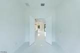 615 Broadway Avenue - Photo 37