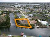 507 7th Terrace - Photo 2