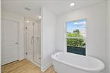 835 28th Terrace - Photo 20