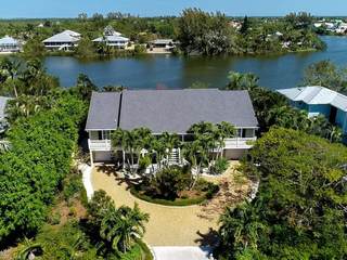 1311 Sand Castle RD