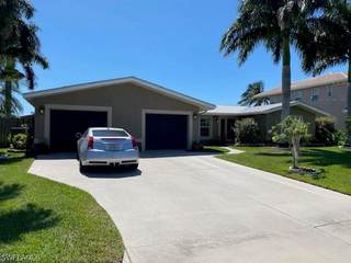 3130 SE 18th PL