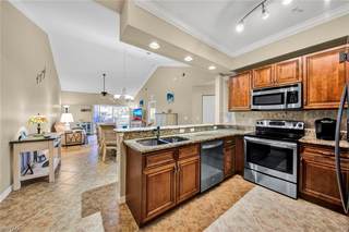 1096 Winding Pines CIR 206