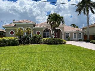 4021 SW 11th AVE