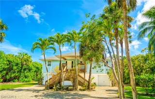 6136 Henderson RD