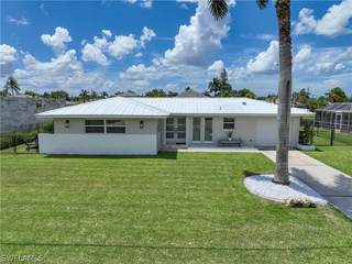 114 SE 41st ST