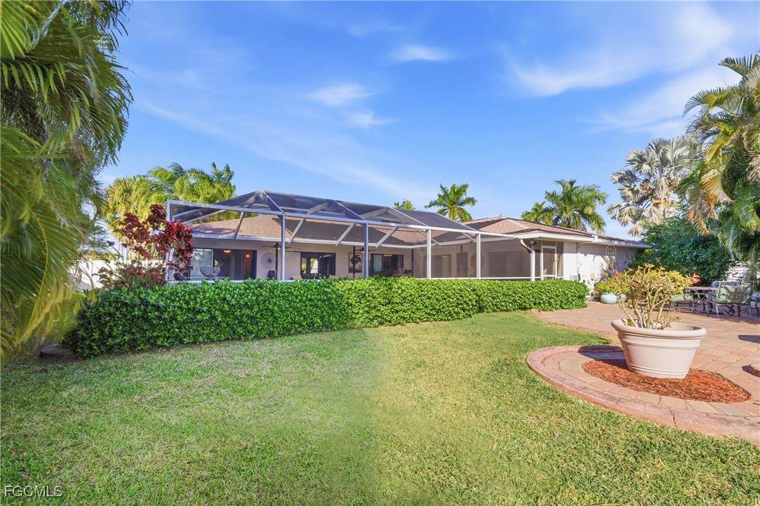 4047 Country Club Boulevard - Photo 1