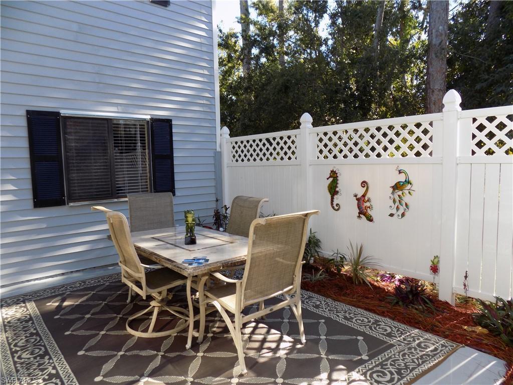 7695 Tamara Lee Ct - Photo 1