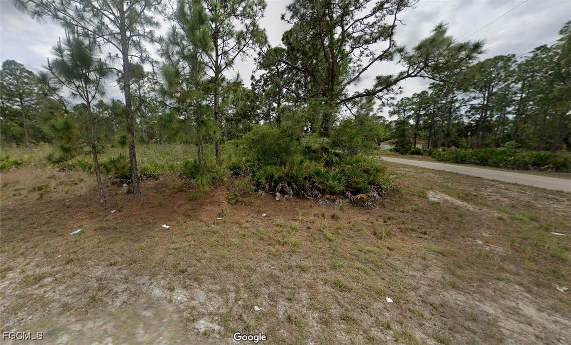 907 18th Street - Photo 1
