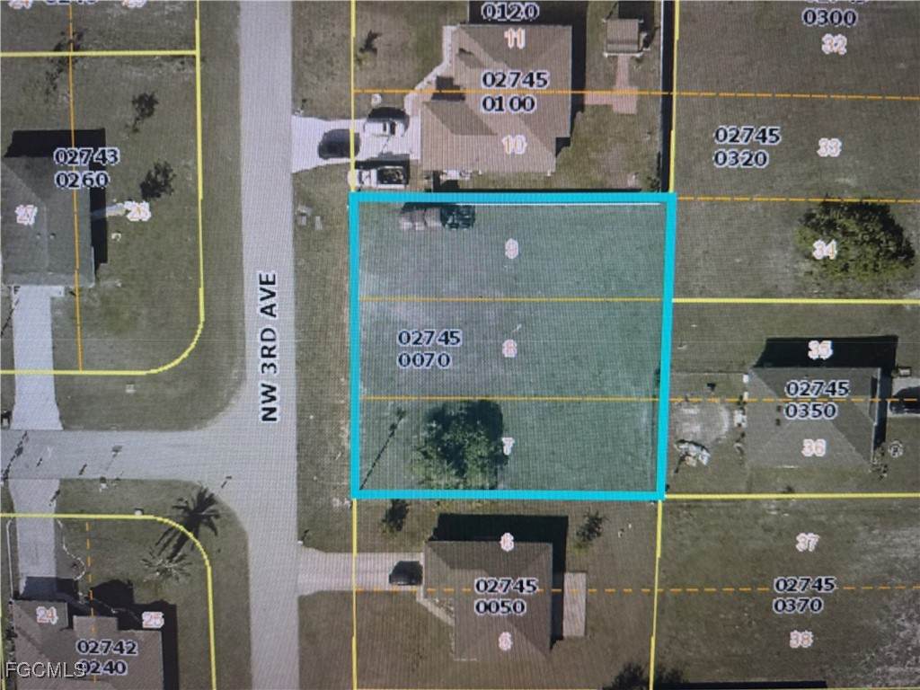 1400 Hibiscus Avenue - Photo 1