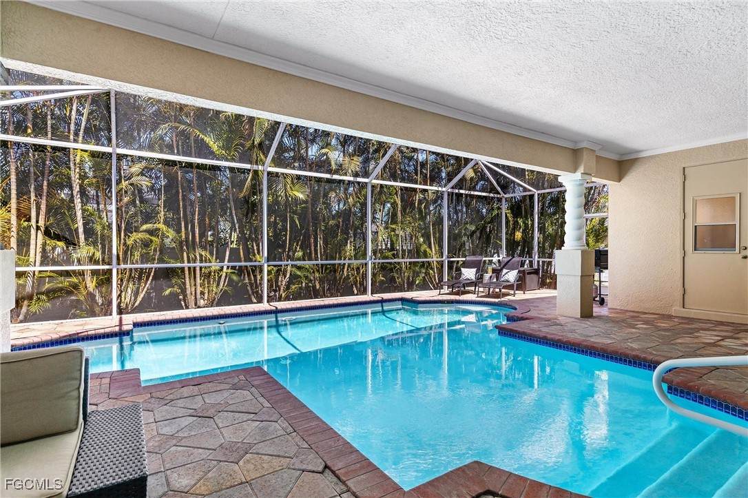 2817 42nd Lane - Photo 1