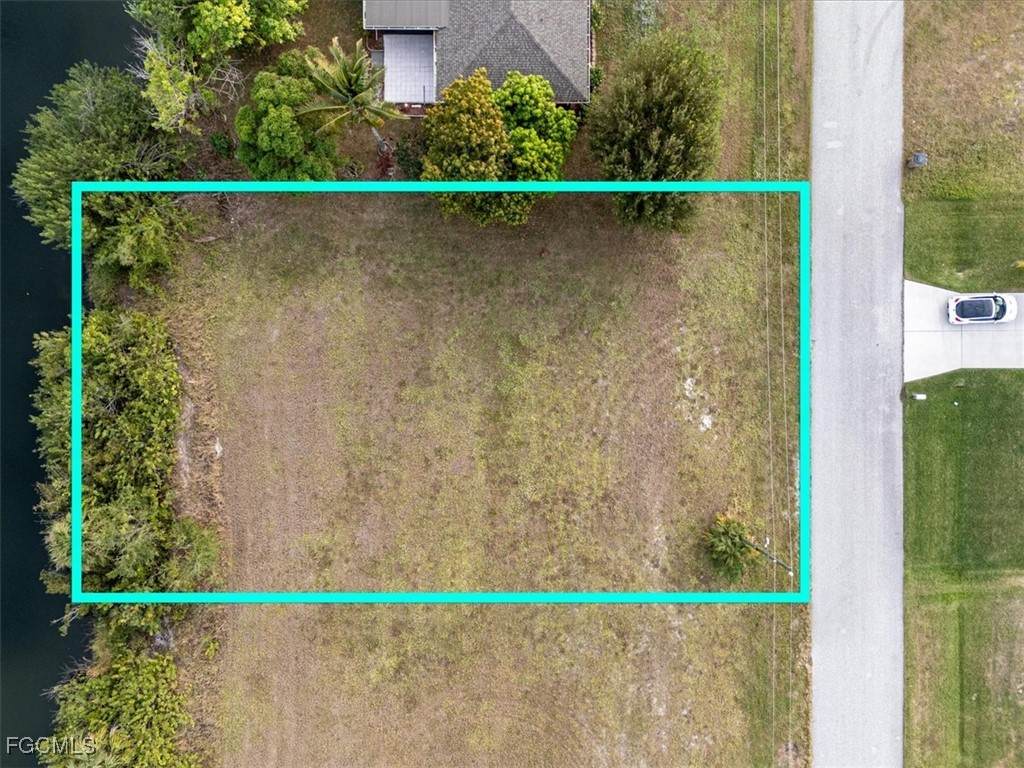 1923 18th Place - Photo 1