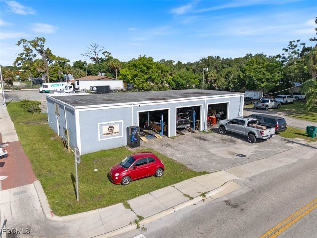 704 Main Street - Photo 1