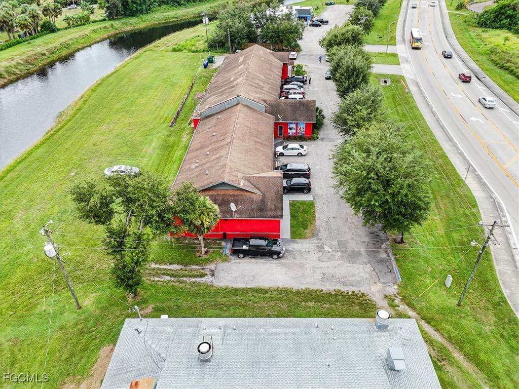 904 Lee Boulevard - Photo 1