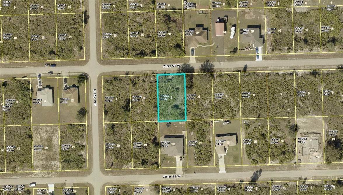 2715 71st Street - Photo 1