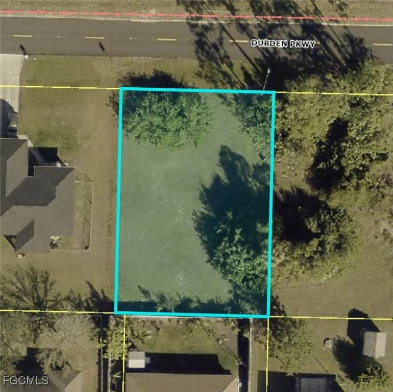 1901 44th Terrace - Photo 1