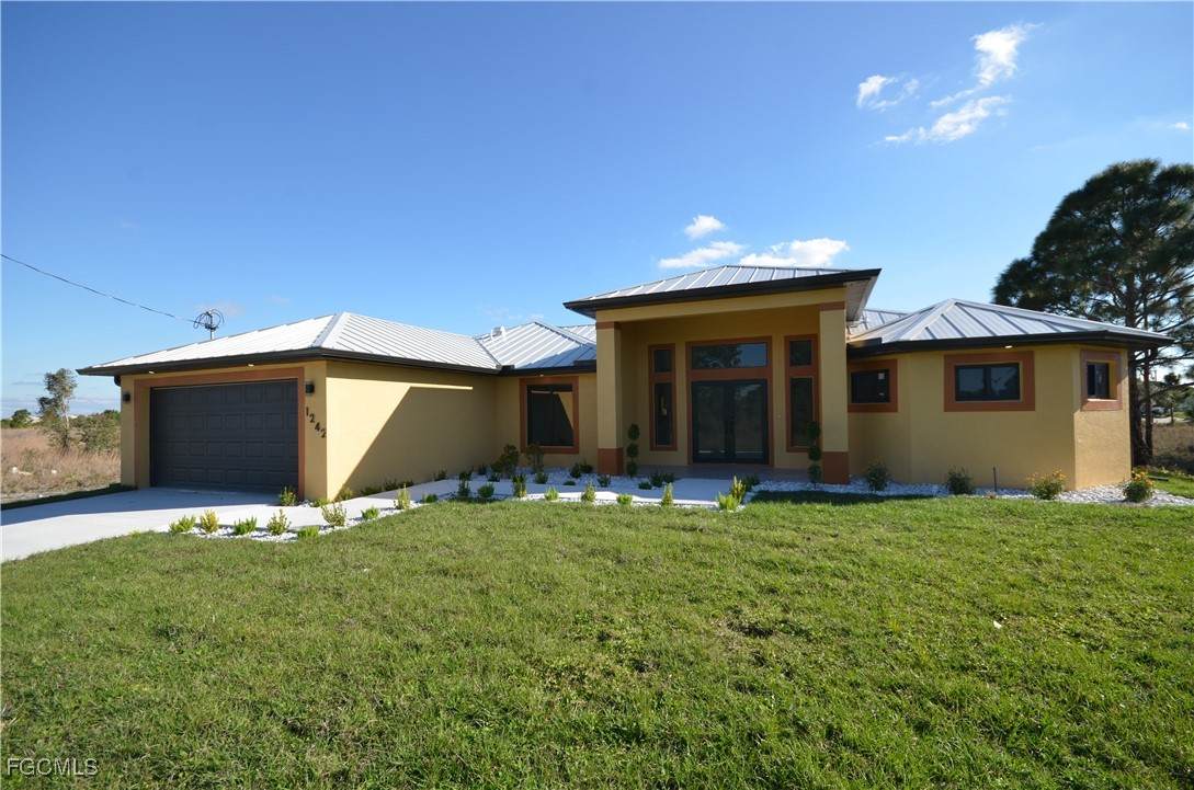 1242 Hathor Street - Photo 1