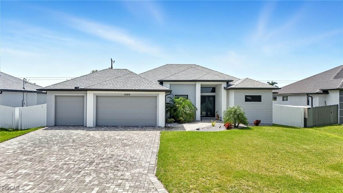 1920 2nd Terrace - Photo 1