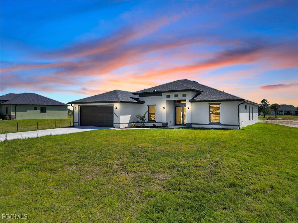 7870 19th Place - Photo 1