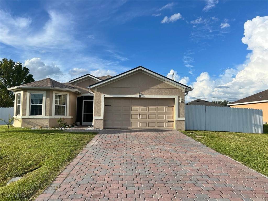 701 25TH Terrace - Photo 1