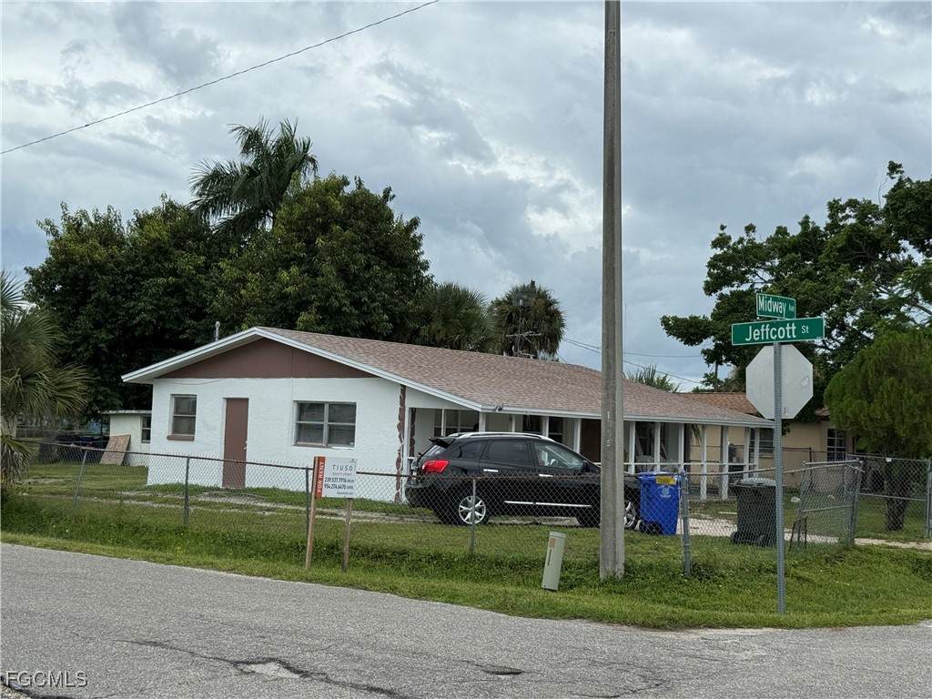 2629 Midway Avenue - Photo 1