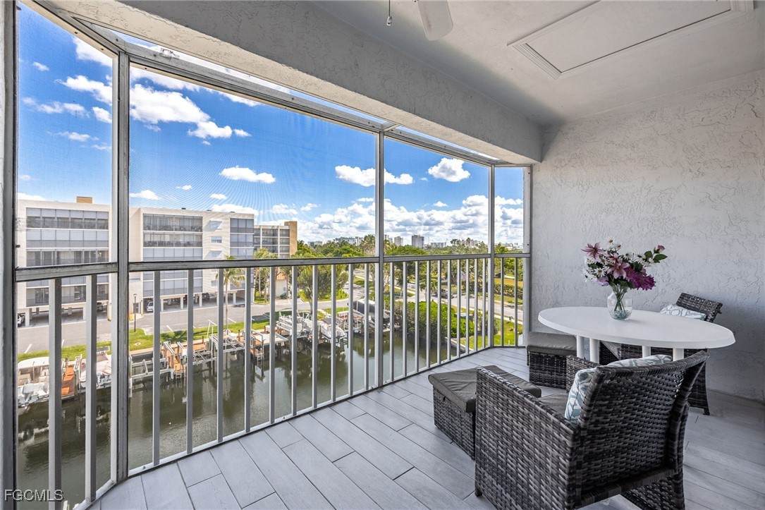 4511 Bay Beach Lane - Photo 1