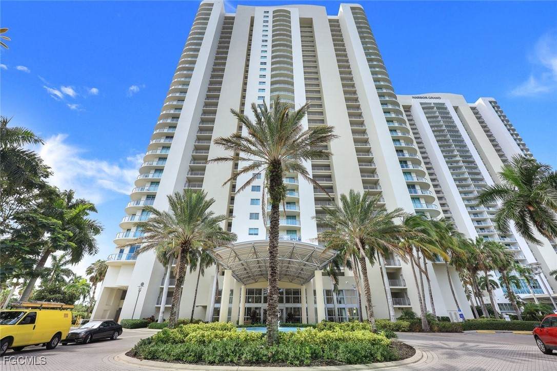 3000 Oasis Grand Boulevard - Photo 1