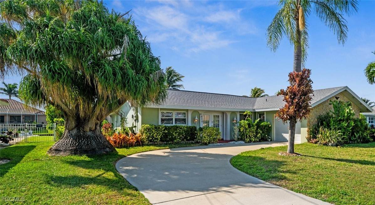 4910 Sorrento Court - Photo 1