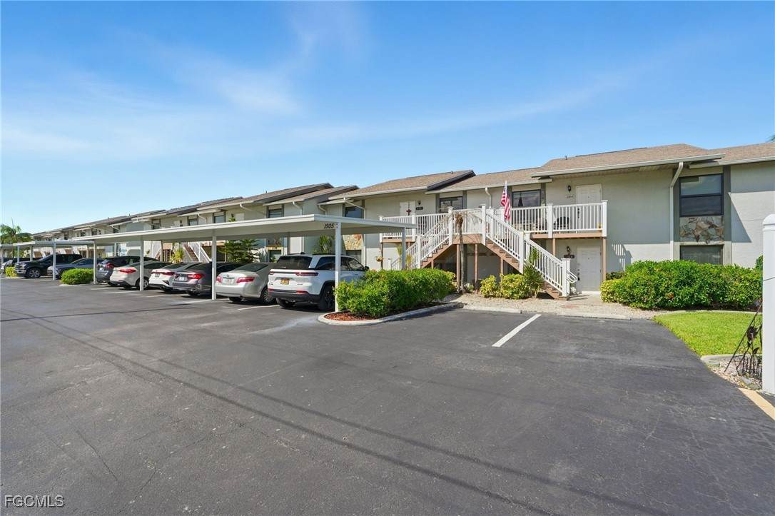 1505 47th Terrace - Photo 1