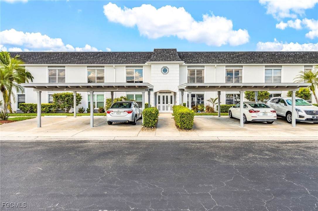 6894 Sandtrap Drive - Photo 1