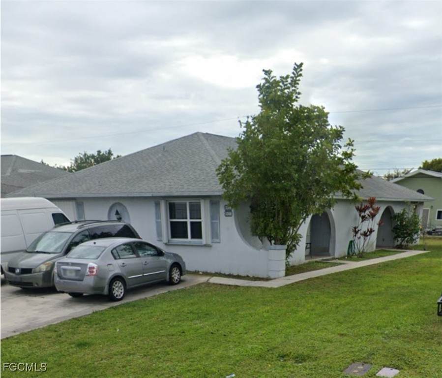 3306 7th Place - Photo 1