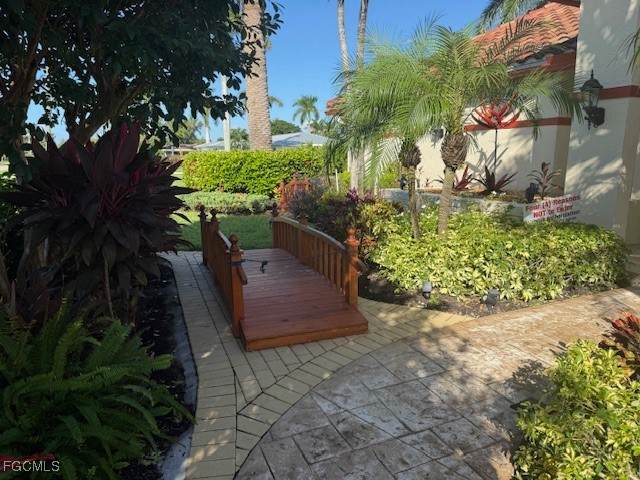 7292 Popham Drive - Photo 1