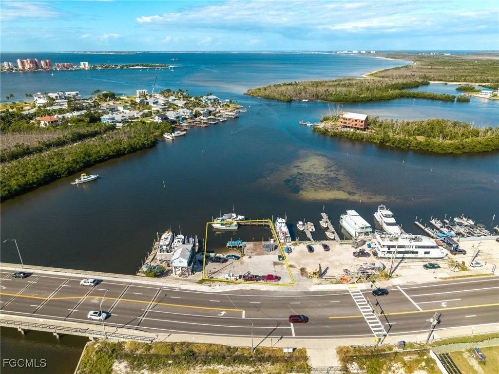 18850 San Carlos Boulevard - Photo 1