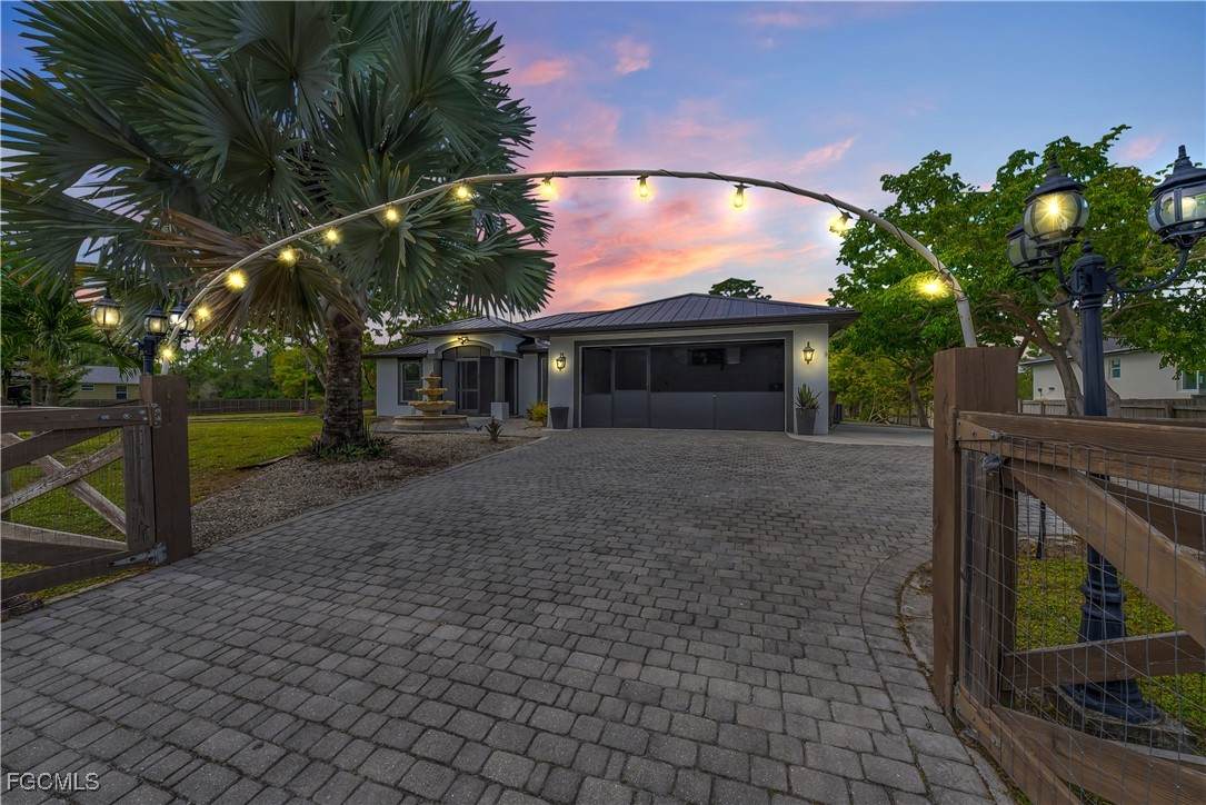 909 Williams Avenue - Photo 1