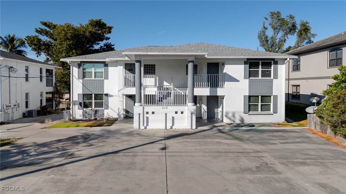 425 47th Terrace - Photo 1