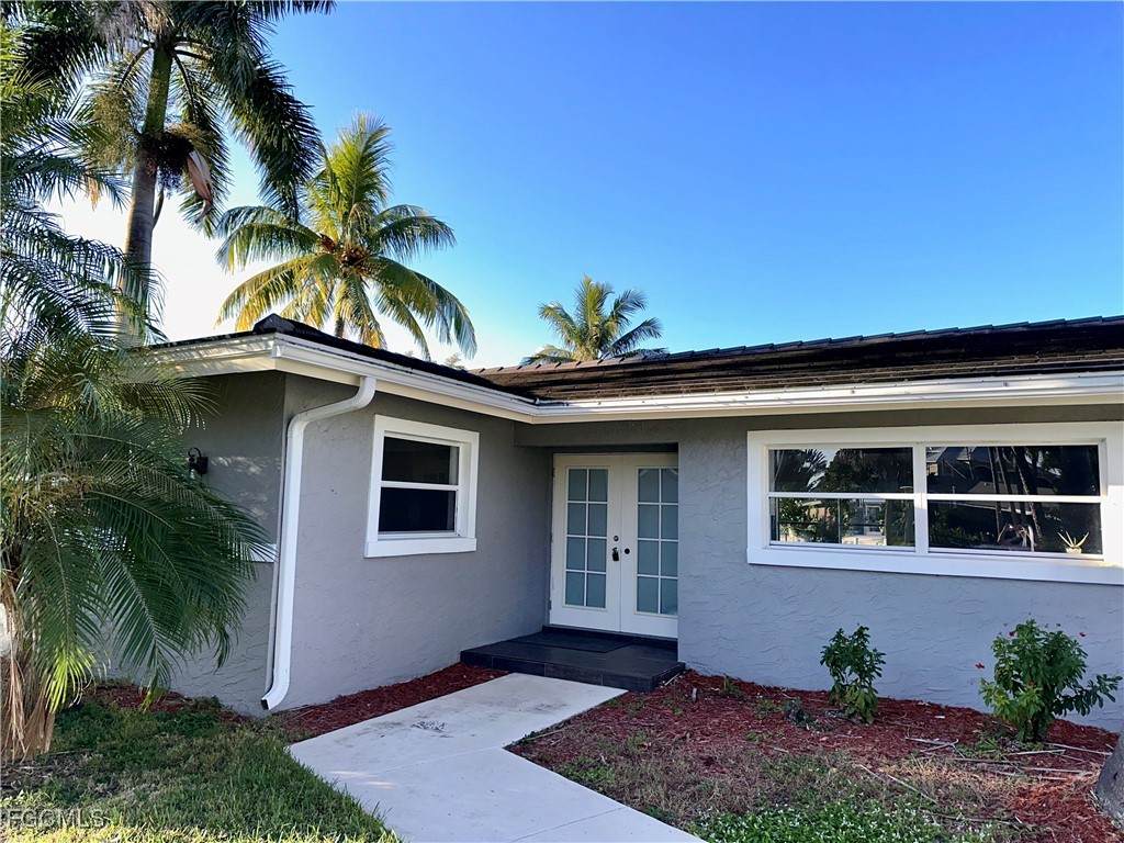 6187 Island Park Court - Photo 1