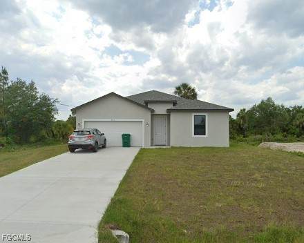 5012 Peachtree Cir - Photo 1