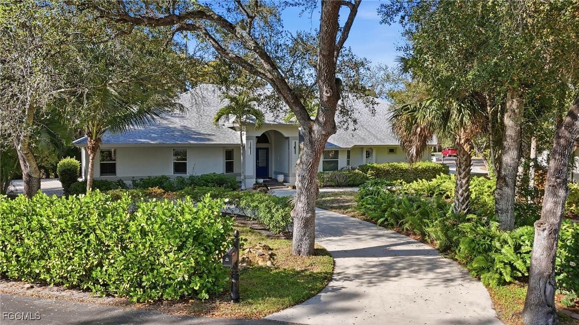 5633 Grey Fox Run - Photo 1