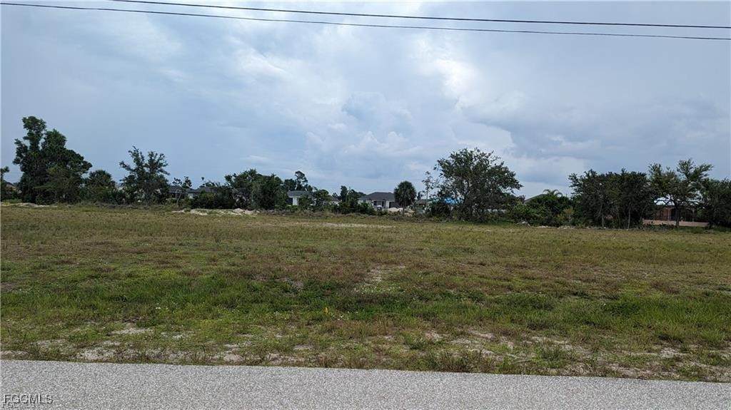3077 5th Avenue - Photo 1