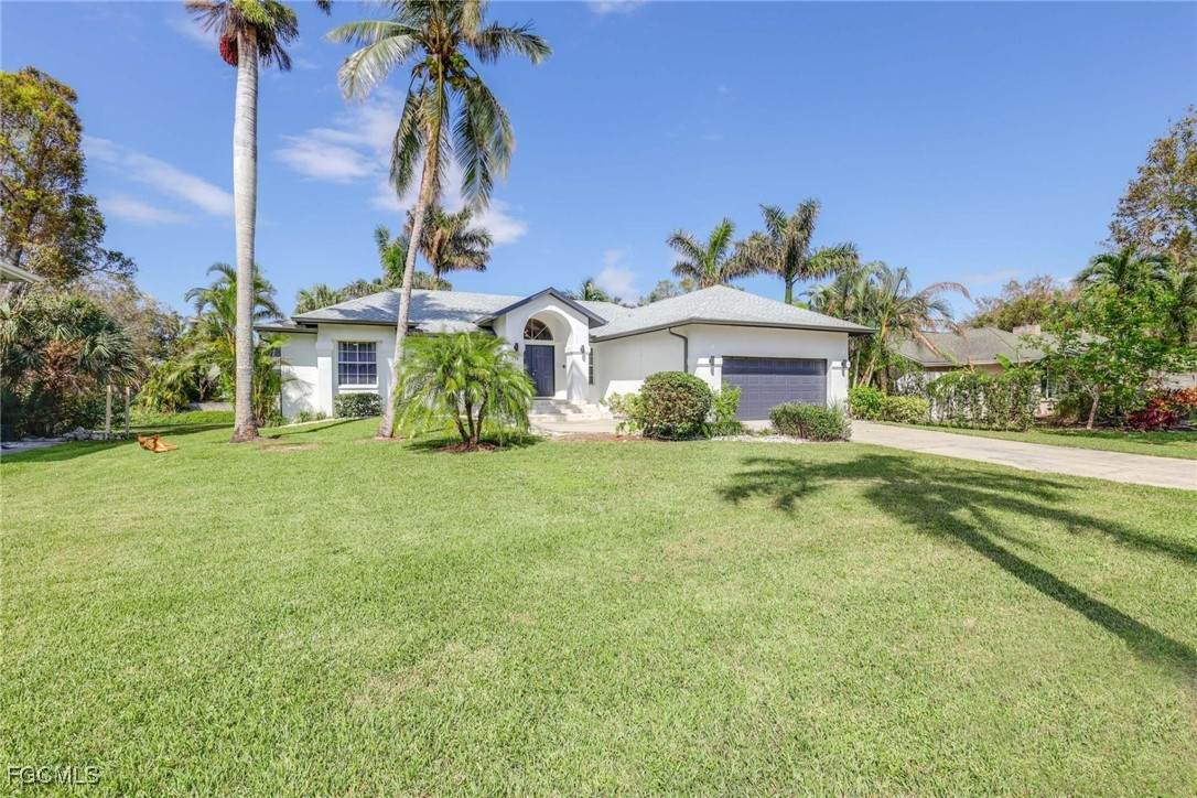 428 Sharwood Drive - Photo 1