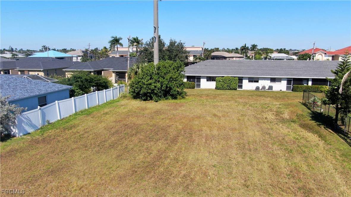 933 Cape Coral Parkway - Photo 1