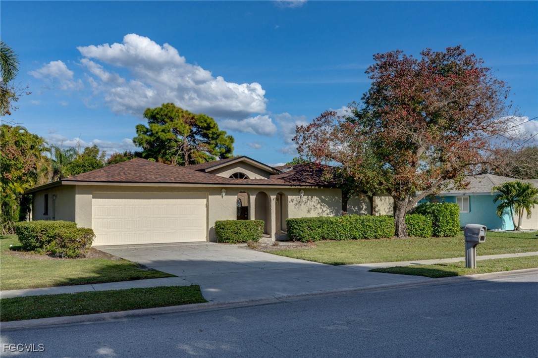 5860 Untermeyer Court - Photo 1