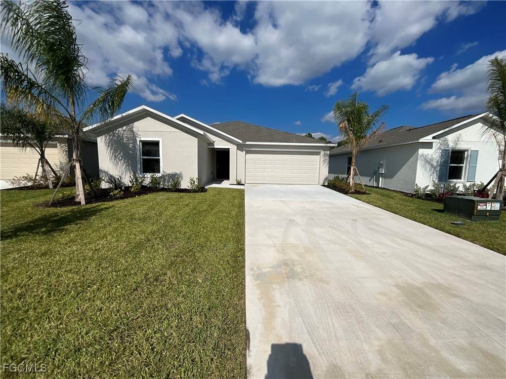 11961 Savanna Lakes Boulevard - Photo 1