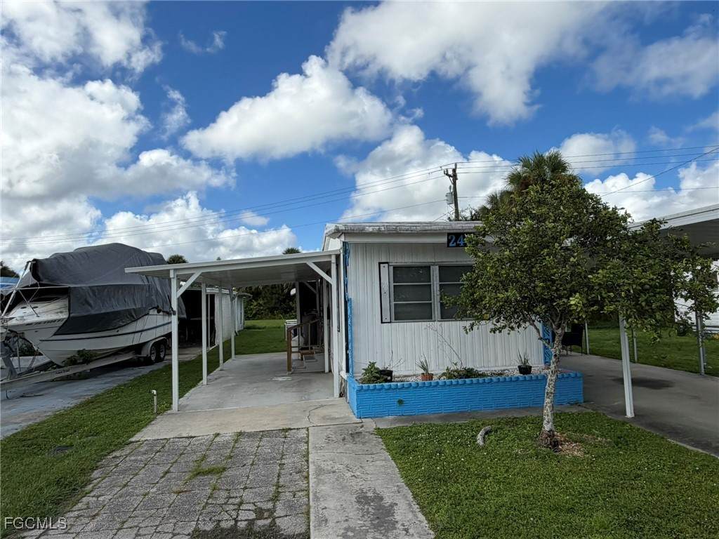 248 Flame Lane - Photo 1